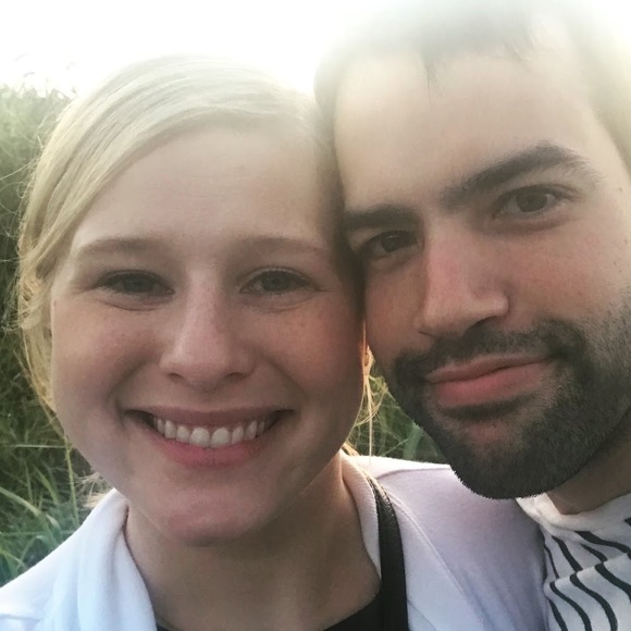 Meet your Posher, Carrie - Picture 1 of 1